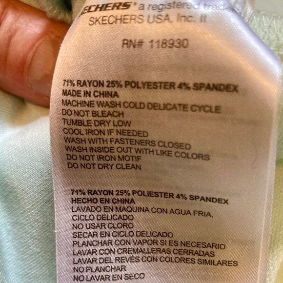 Sketchers Extra Soft Green T-Shirt Small - Picture 6 of 6